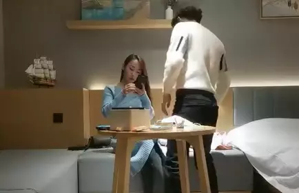 文轩探花01-07高雅韩风小姐姐