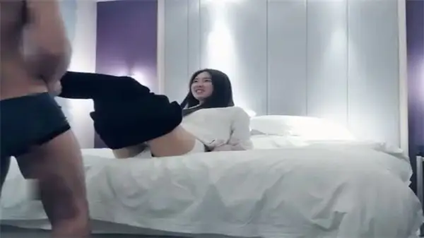 【七天极品探花】骚货小姐姐粉嫩鲍鱼任肏！腰细巨乳逆天长腿，疯狂输出狂插不停